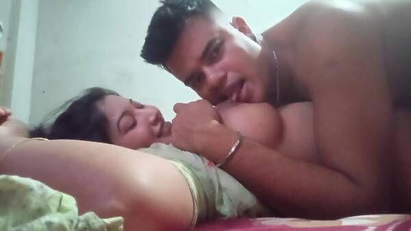 Super cute Bangladeshi wife's big boobs enjoyed & nipples licked